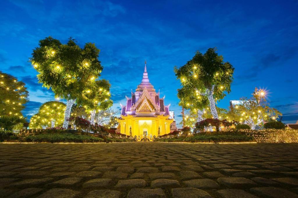 B2 Khon Kaen Boutique & Budget Hotel Kültér fotó